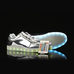 BlinkingShoes Men&Women Low-Top Light Silver With Remote Control