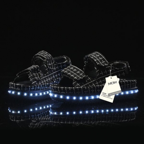 BlinkingShoes Women New Arrival Sandals Black With LED Sneakers For Sale